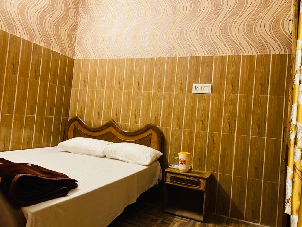 Hotel New 3*
