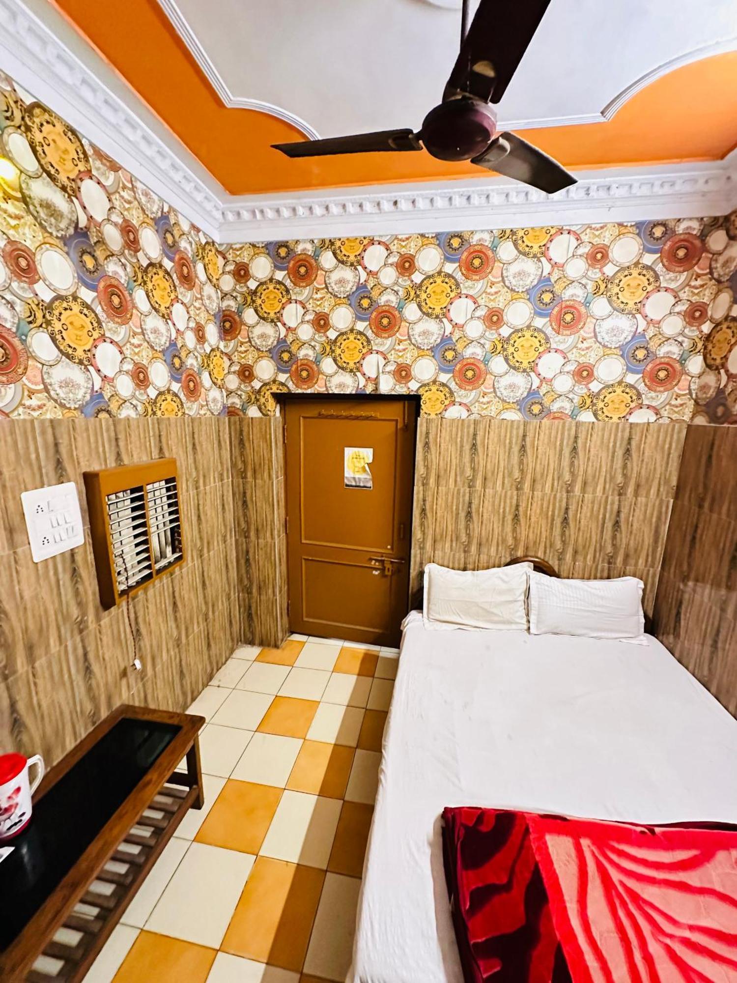 Hotel New 3*